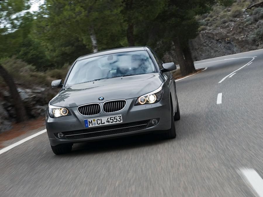  BMW 5-Series 2008 года  (фото 8 из 20)